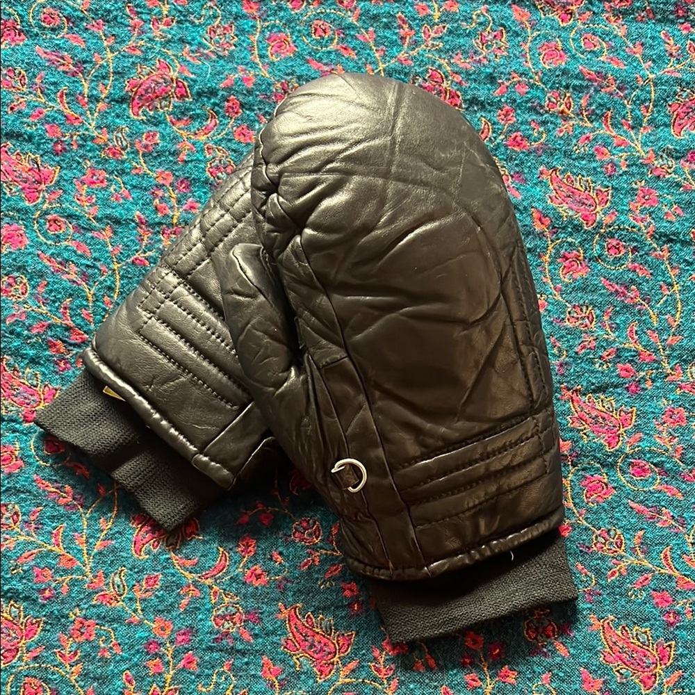 Quilted Black Leather Mittens